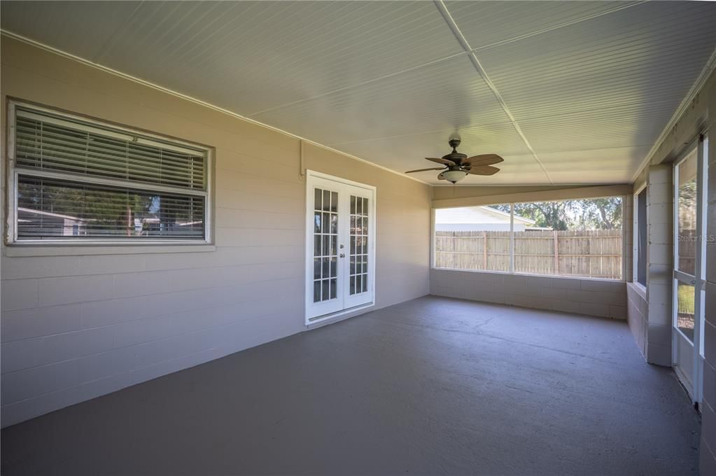 For Rent: $1,825 (3 beds, 2 baths, 1355 Square Feet)