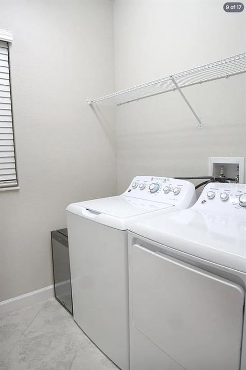For Sale: $389,900 (3 beds, 2 baths, 1852 Square Feet)