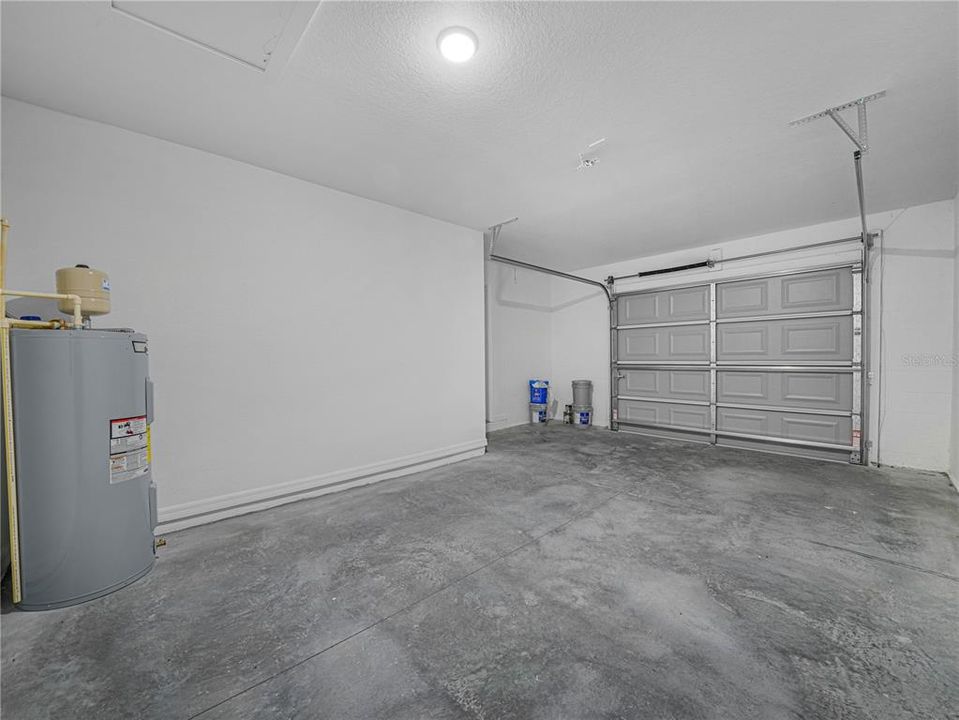 На продажу: $289,900 (3 спален, 2 ванн, 1435 Квадратных фут)