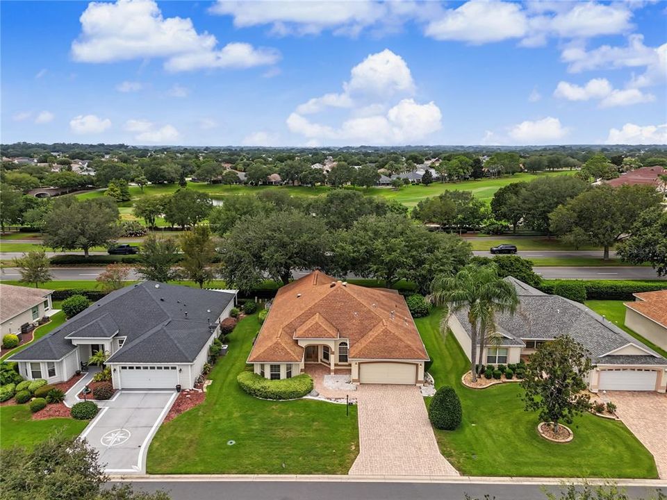 For Sale: $449,700 (3 beds, 2 baths, 2413 Square Feet)