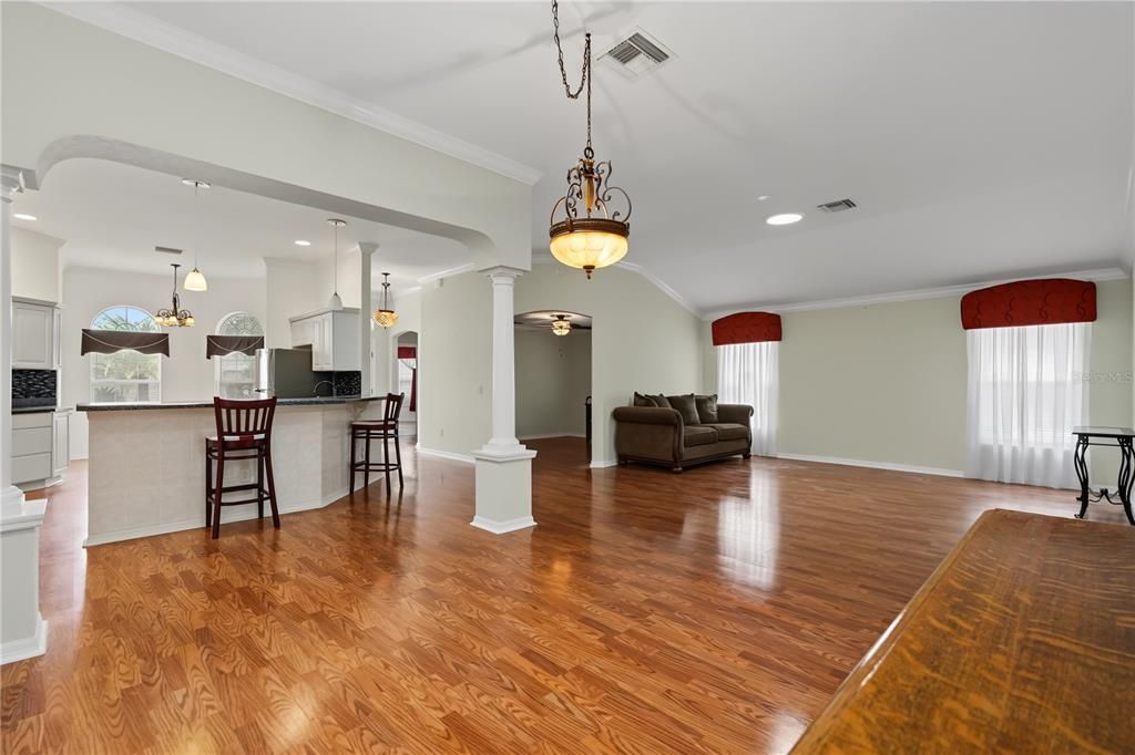 For Sale: $449,700 (3 beds, 2 baths, 2413 Square Feet)