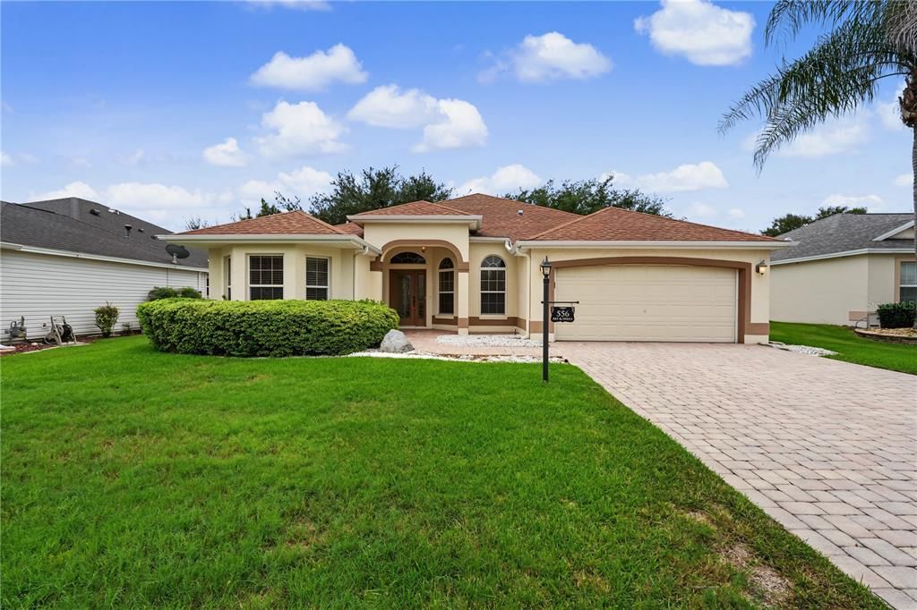 For Sale: $449,700 (3 beds, 2 baths, 2413 Square Feet)