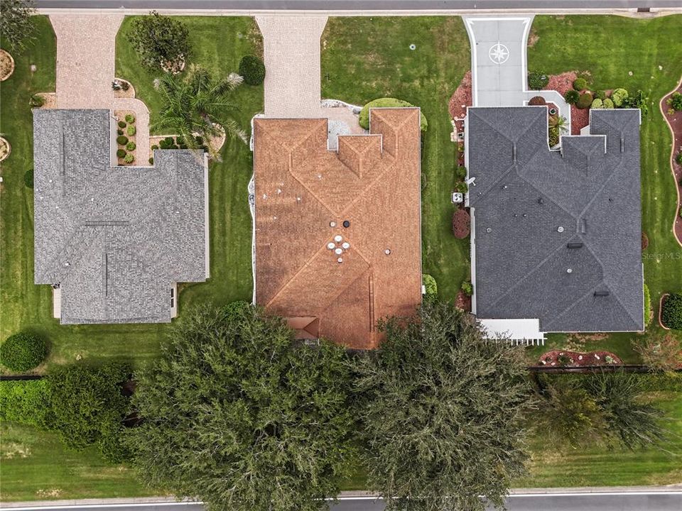For Sale: $449,700 (3 beds, 2 baths, 2413 Square Feet)