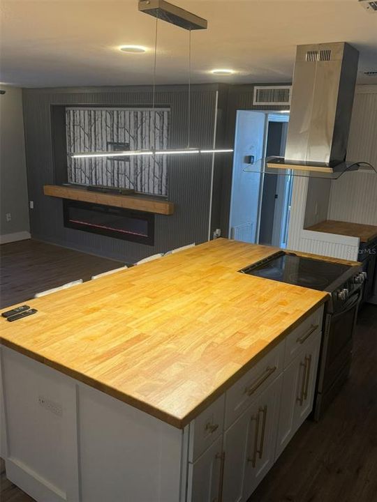 En Venta: $210,900 (2 camas, 1 baños, 1000 Pies cuadrados)