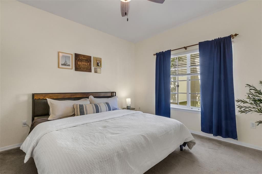 For Sale: $449,000 (3 beds, 3 baths, 1836 Square Feet)