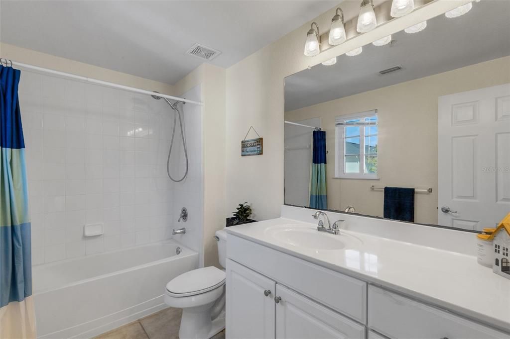 For Sale: $449,000 (3 beds, 3 baths, 1836 Square Feet)