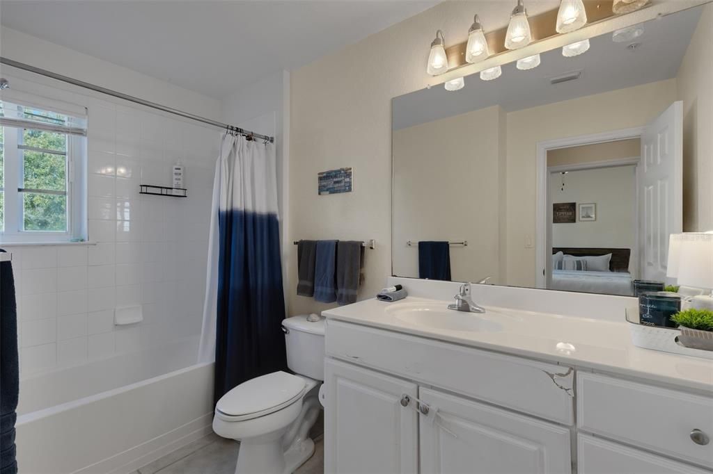 For Sale: $449,000 (3 beds, 3 baths, 1836 Square Feet)