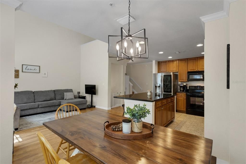 For Sale: $449,000 (3 beds, 3 baths, 1836 Square Feet)