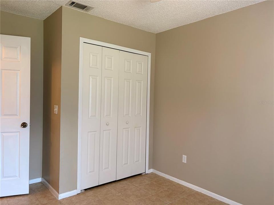 For Rent: $1,650 (3 beds, 1 baths, 1176 Square Feet)