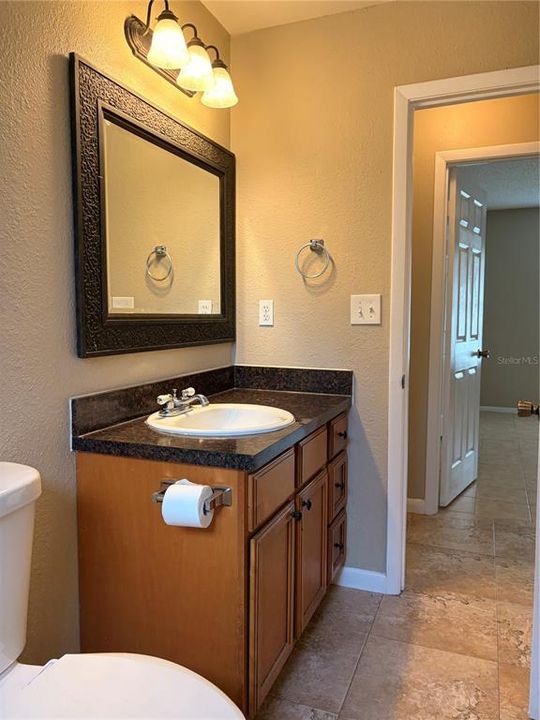 For Rent: $1,650 (3 beds, 1 baths, 1176 Square Feet)