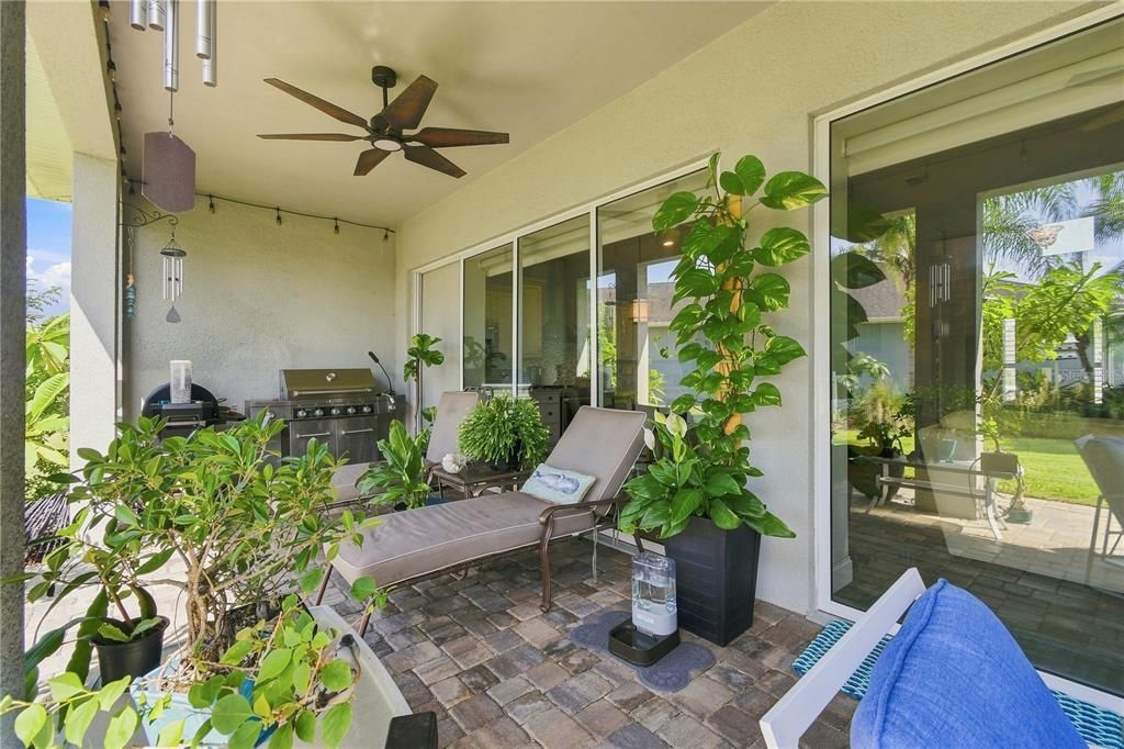 For Sale: $784,000 (3 beds, 3 baths, 2212 Square Feet)