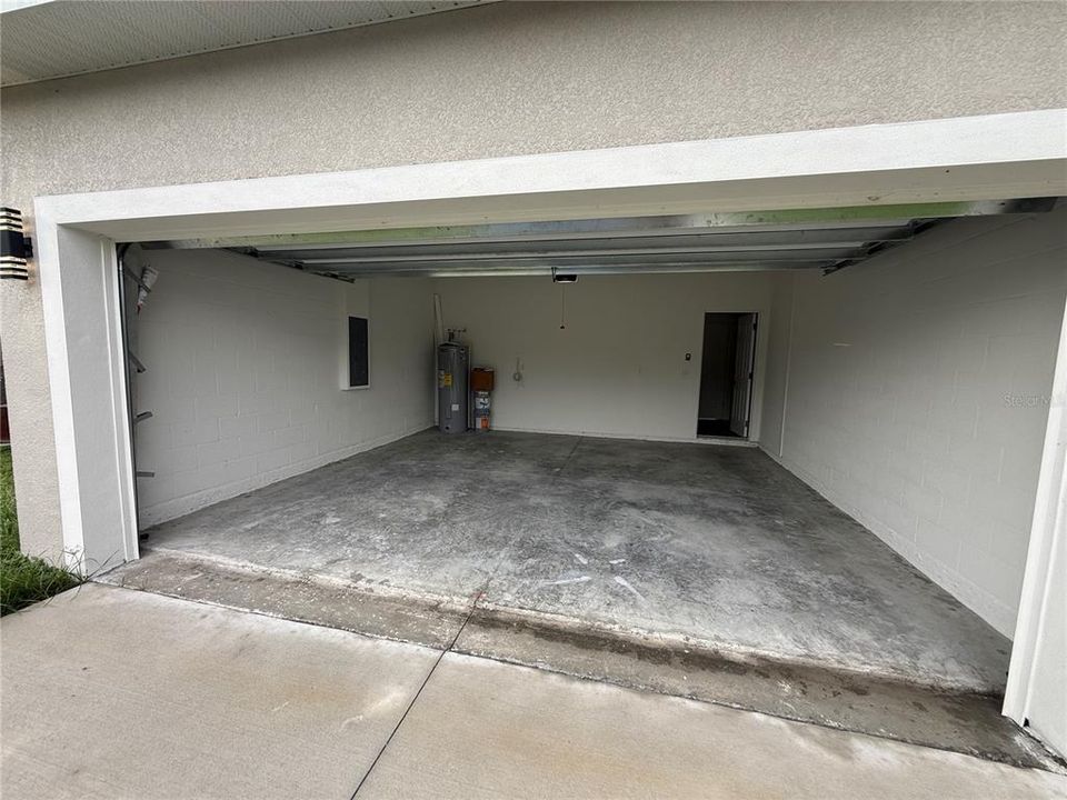 For Sale: $309,900 (3 beds, 2 baths, 1400 Square Feet)