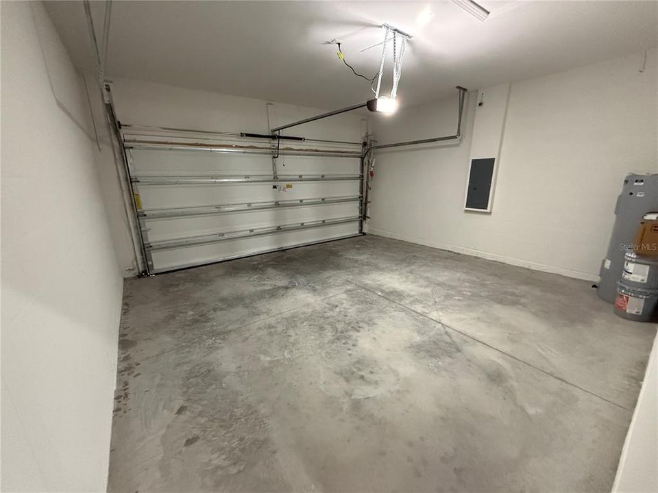 For Sale: $309,900 (3 beds, 2 baths, 1400 Square Feet)