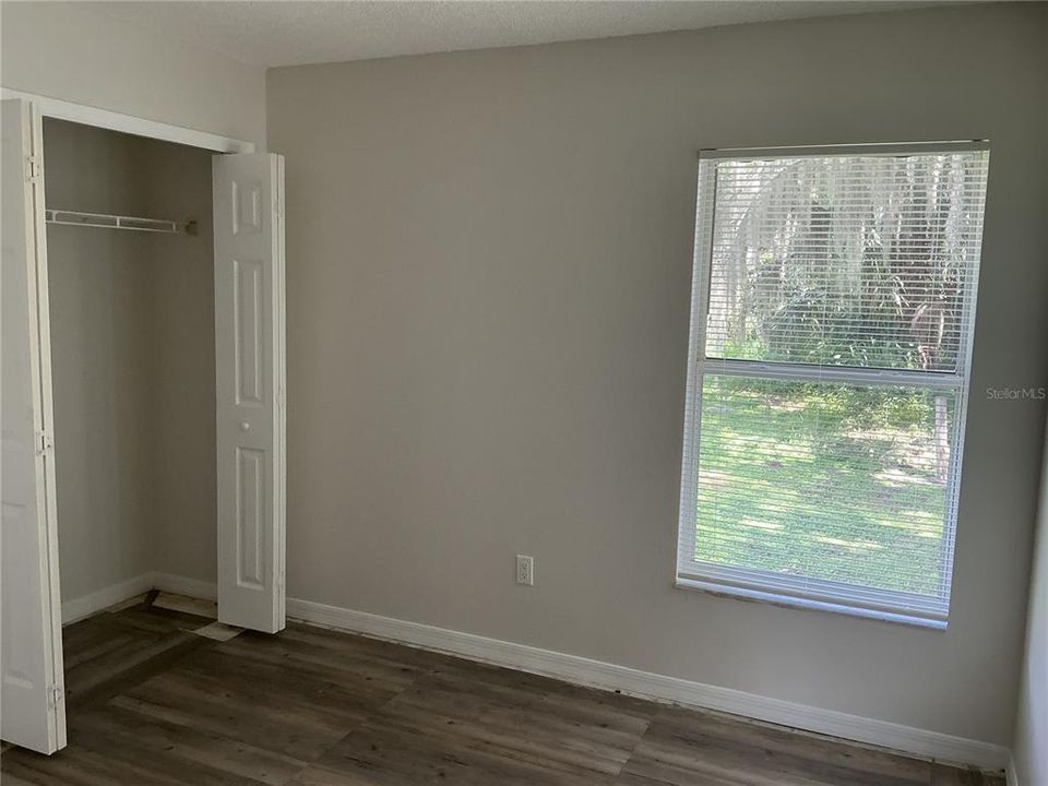 For Sale: $269,900 (3 beds, 2 baths, 1097 Square Feet)