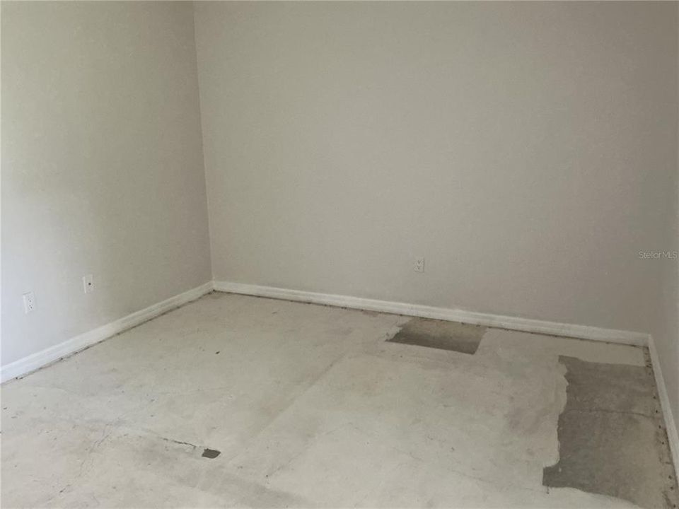 For Sale: $269,900 (3 beds, 2 baths, 1097 Square Feet)