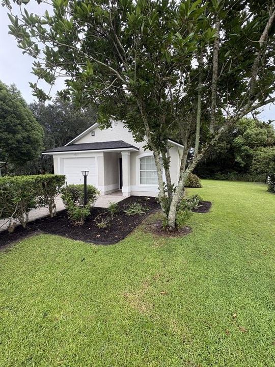 For Sale: $269,900 (3 beds, 2 baths, 1097 Square Feet)