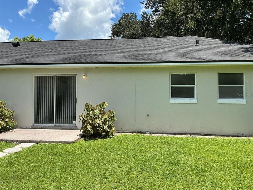 For Sale: $269,900 (3 beds, 2 baths, 1097 Square Feet)