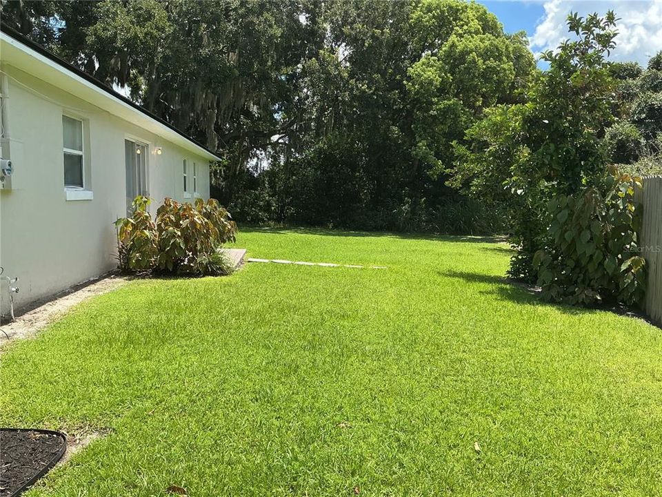 For Sale: $269,900 (3 beds, 2 baths, 1097 Square Feet)