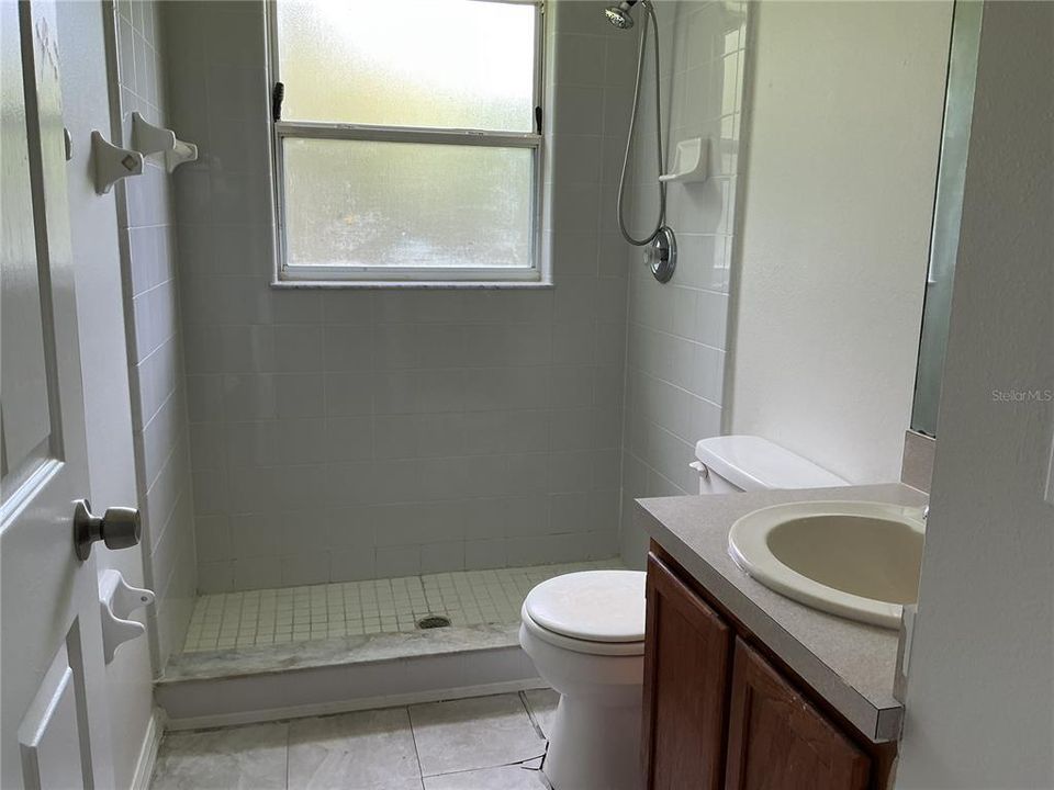 For Sale: $269,900 (3 beds, 2 baths, 1097 Square Feet)