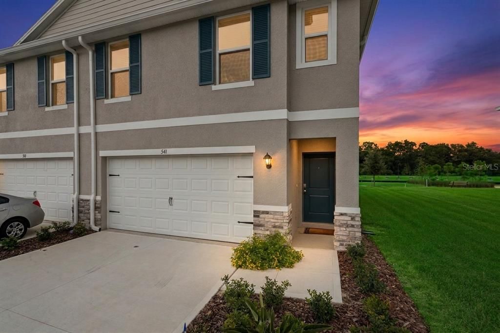For Sale: $299,987 (3 beds, 2 baths, 1758 Square Feet)