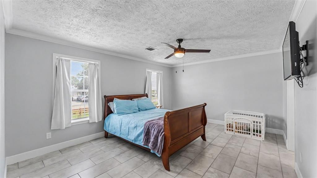 For Sale: $250,000 (4 beds, 2 baths, 1809 Square Feet)