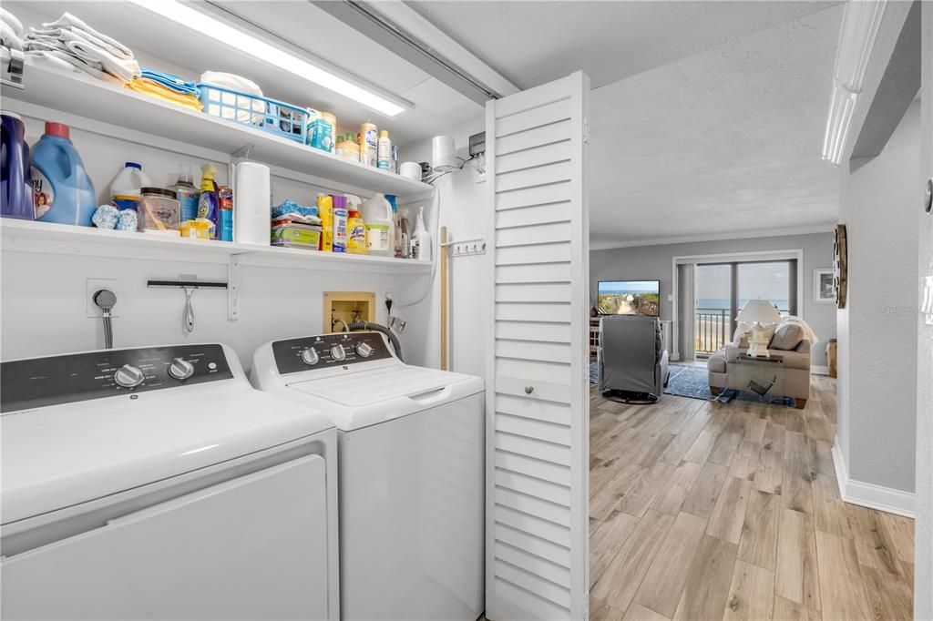 For Sale: $699,900 (3 beds, 2 baths, 1517 Square Feet)