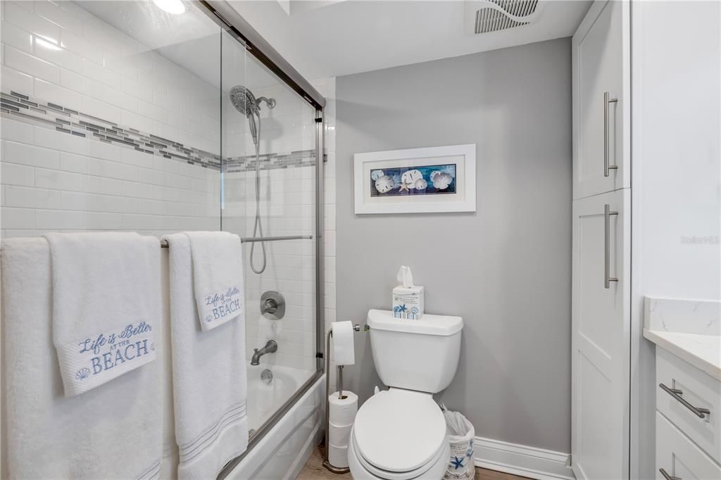For Sale: $699,900 (3 beds, 2 baths, 1517 Square Feet)