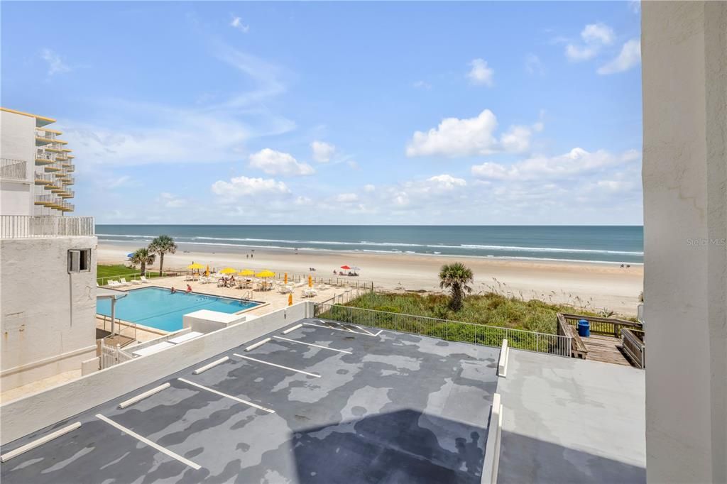 For Sale: $699,900 (3 beds, 2 baths, 1517 Square Feet)