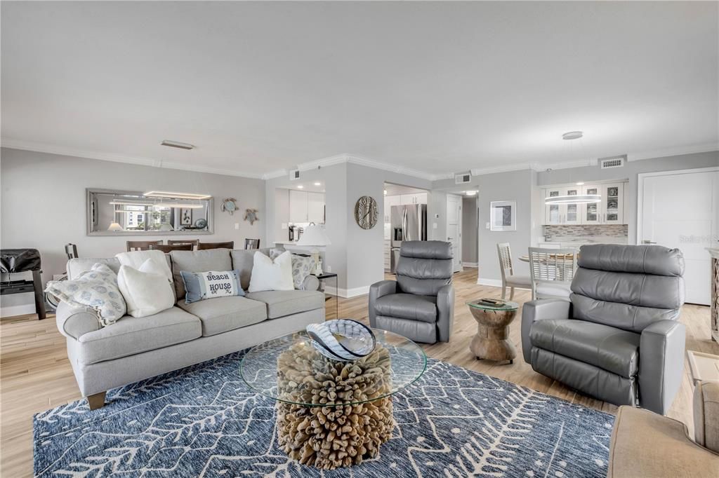For Sale: $699,900 (3 beds, 2 baths, 1517 Square Feet)