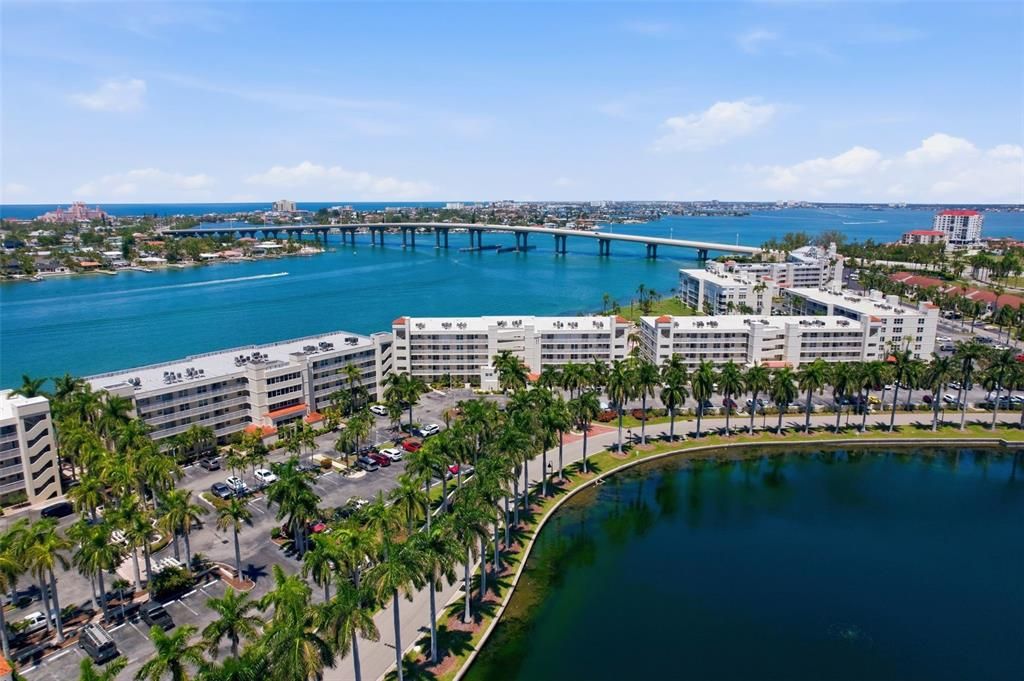 En Venta: $649,000 (2 camas, 2 baños, 1080 Pies cuadrados)