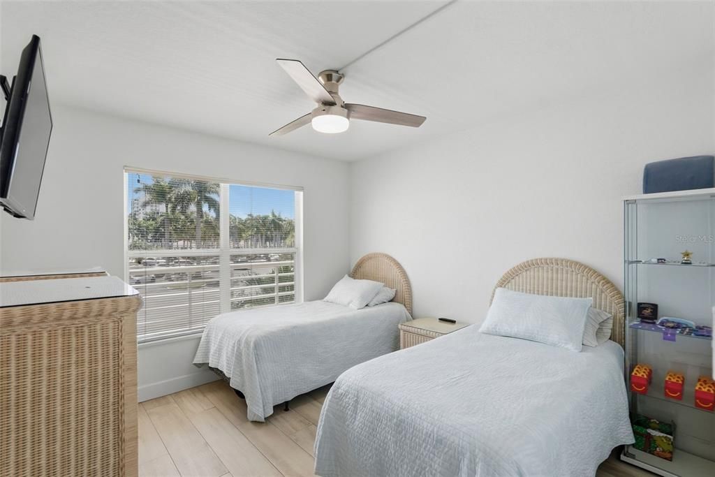En Venta: $649,000 (2 camas, 2 baños, 1080 Pies cuadrados)