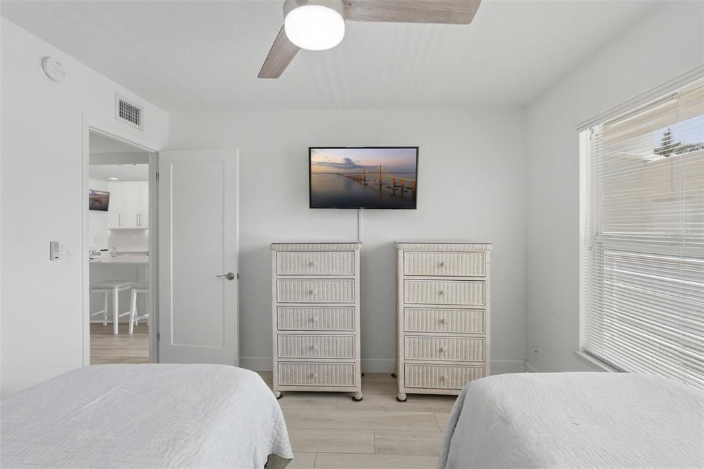 En Venta: $649,000 (2 camas, 2 baños, 1080 Pies cuadrados)