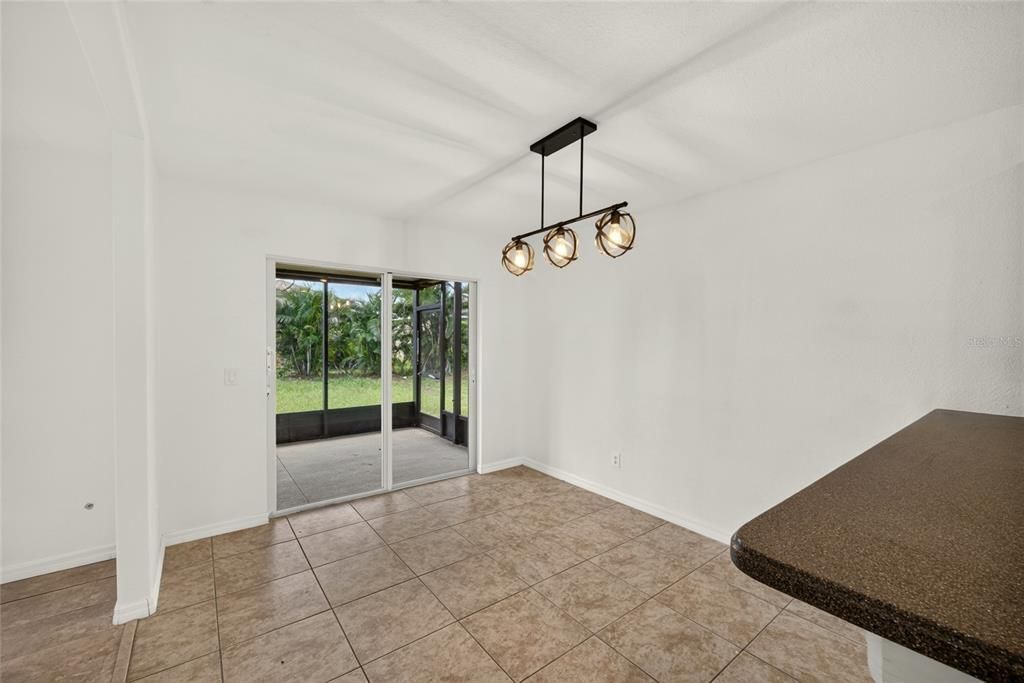 En Venta: $289,990 (4 camas, 2 baños, 1872 Pies cuadrados)