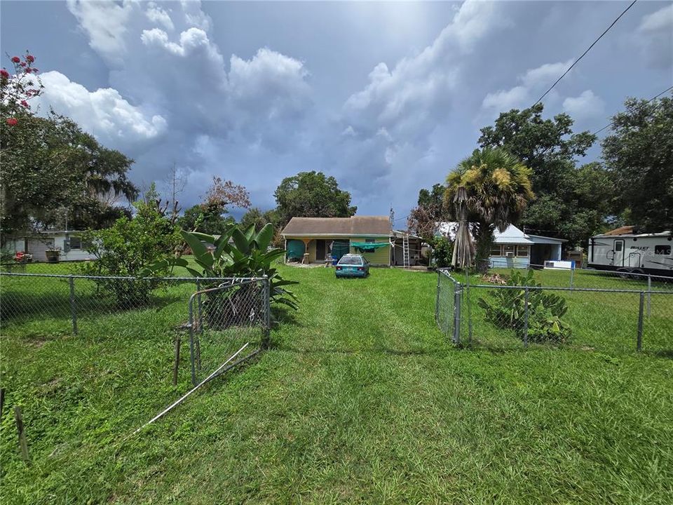 For Sale: $175,000 (2 beds, 1 baths, 648 Square Feet)