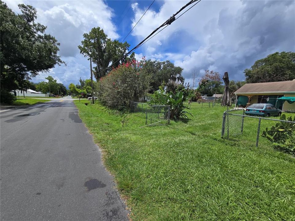 For Sale: $175,000 (2 beds, 1 baths, 648 Square Feet)