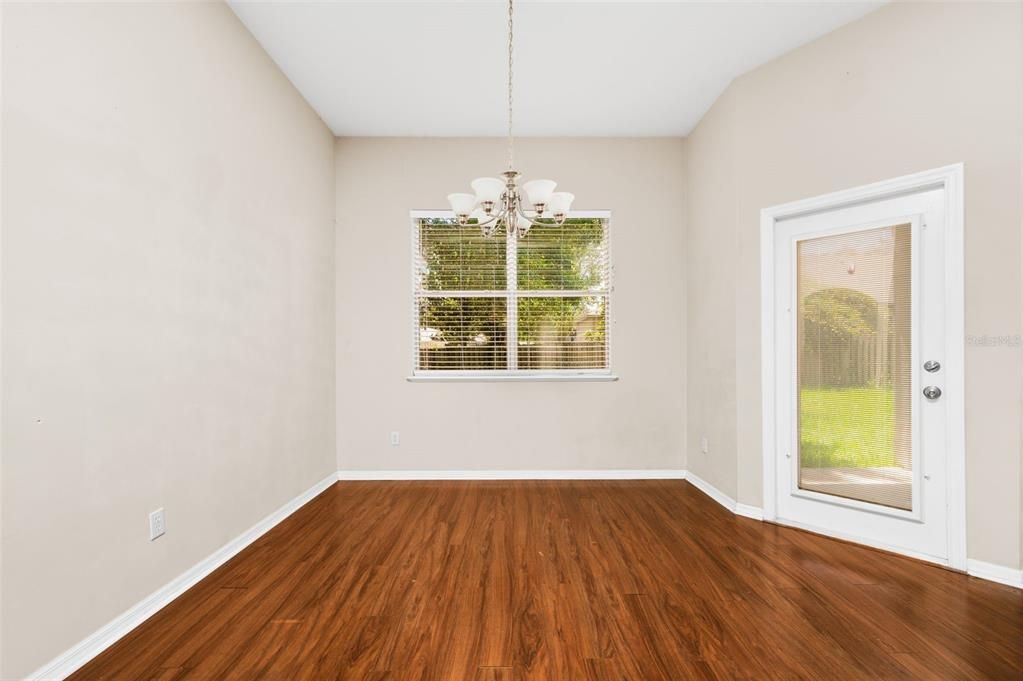For Sale: $339,000 (3 beds, 2 baths, 1637 Square Feet)
