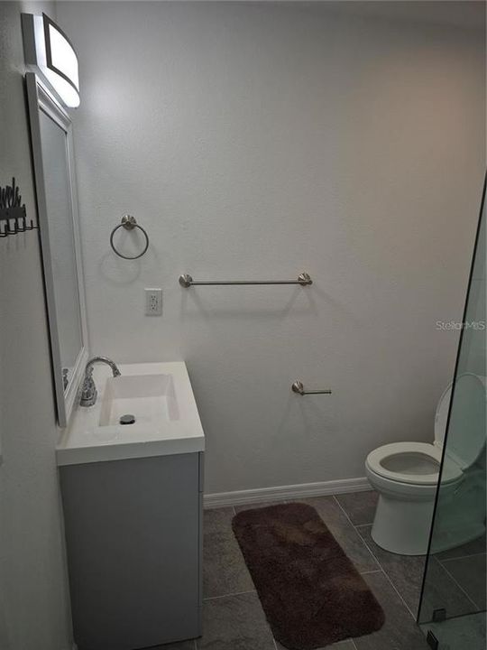 For Rent: $4,800 (5 beds, 4 baths, 2034 Square Feet)