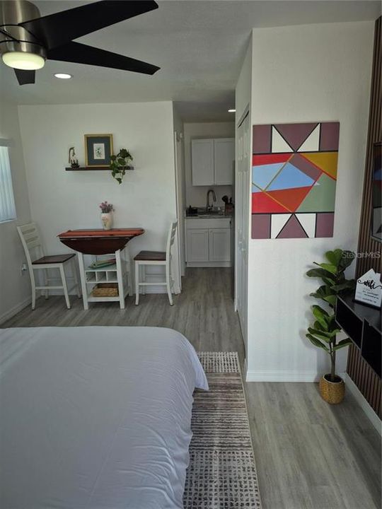 For Rent: $4,800 (5 beds, 4 baths, 2034 Square Feet)