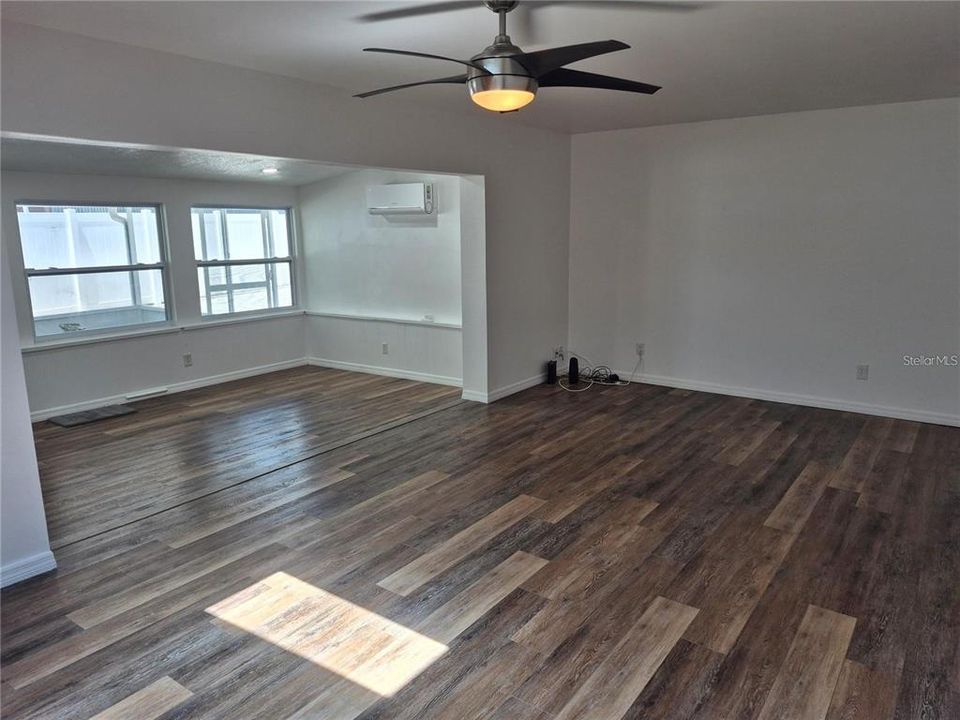 For Rent: $4,800 (5 beds, 4 baths, 2034 Square Feet)