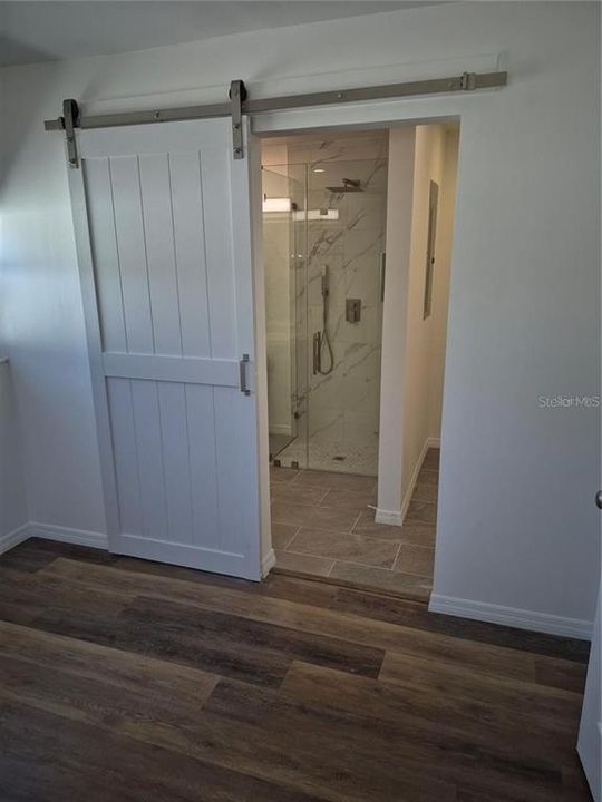 For Rent: $4,800 (5 beds, 4 baths, 2034 Square Feet)