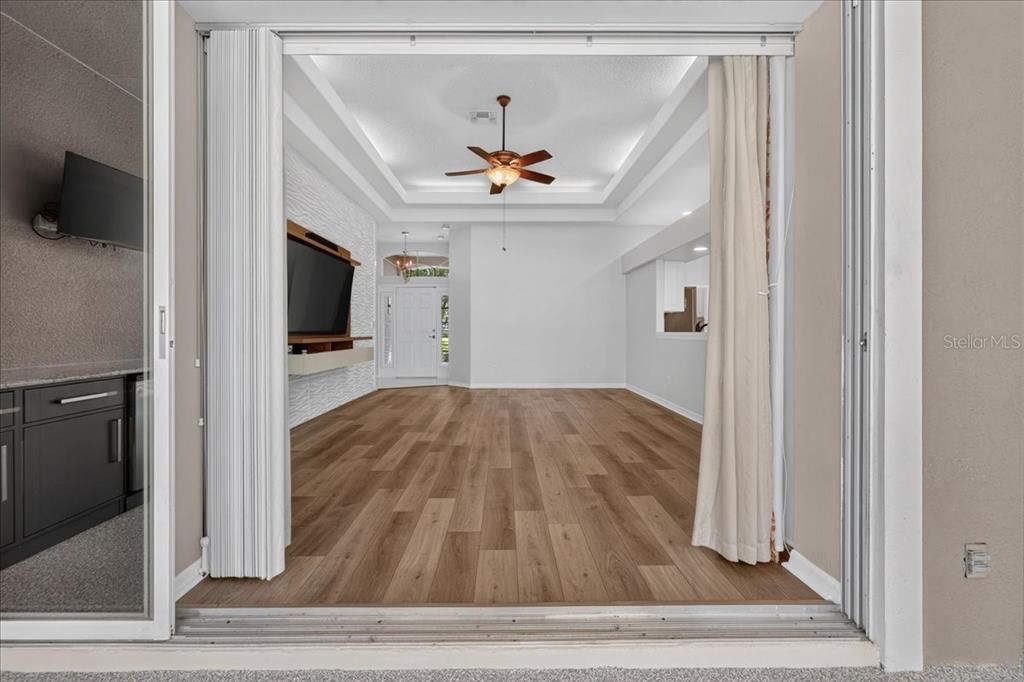 For Sale: $539,900 (3 beds, 2 baths, 1573 Square Feet)