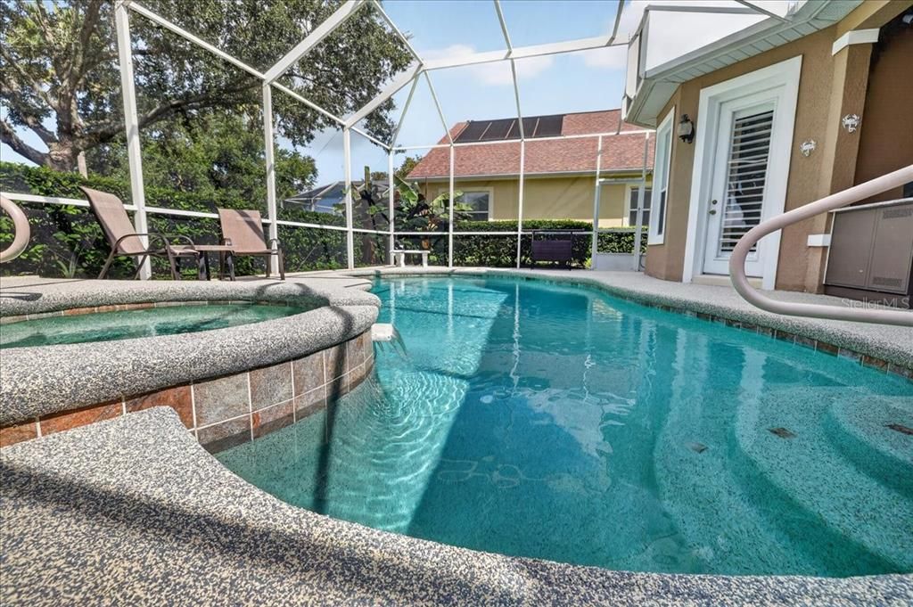 For Sale: $539,900 (3 beds, 2 baths, 1573 Square Feet)