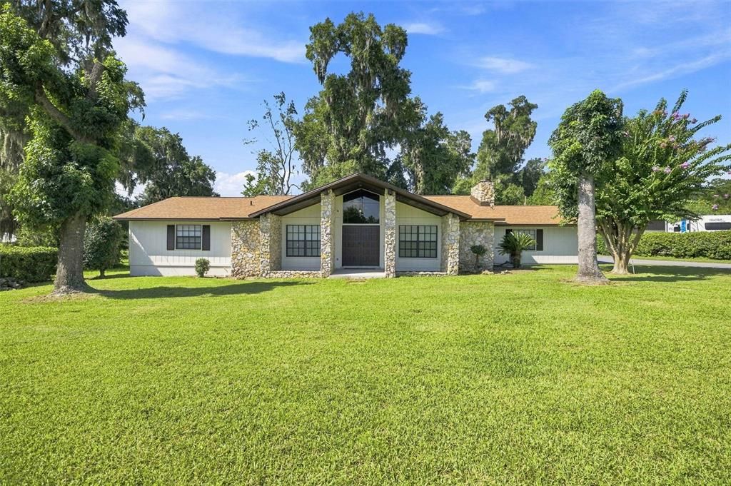 For Sale: $339,000 (3 beds, 2 baths, 1866 Square Feet)