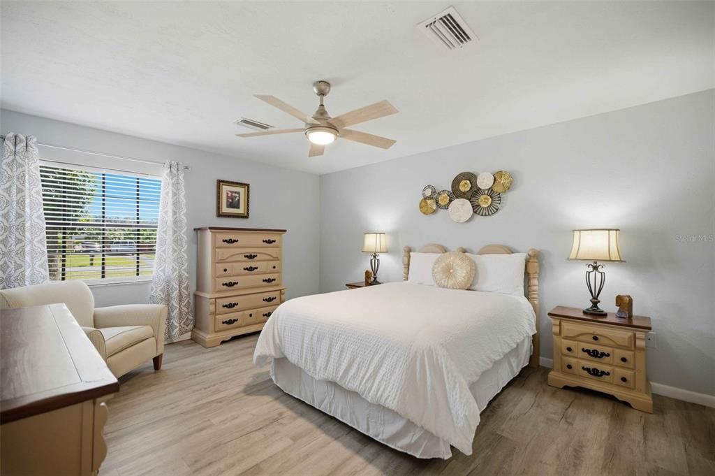For Sale: $339,000 (3 beds, 2 baths, 1866 Square Feet)