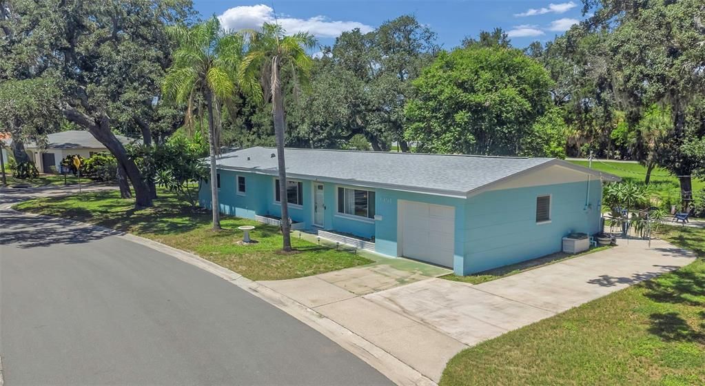 En Venta: $499,900 (2 camas, 2 baños, 1424 Pies cuadrados)