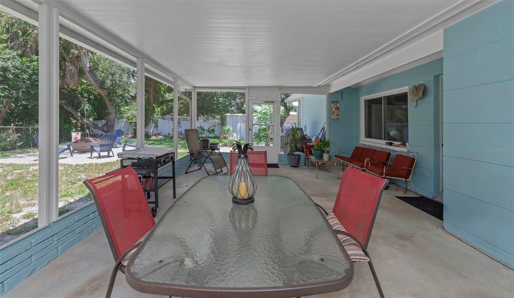 En Venta: $499,900 (2 camas, 2 baños, 1424 Pies cuadrados)