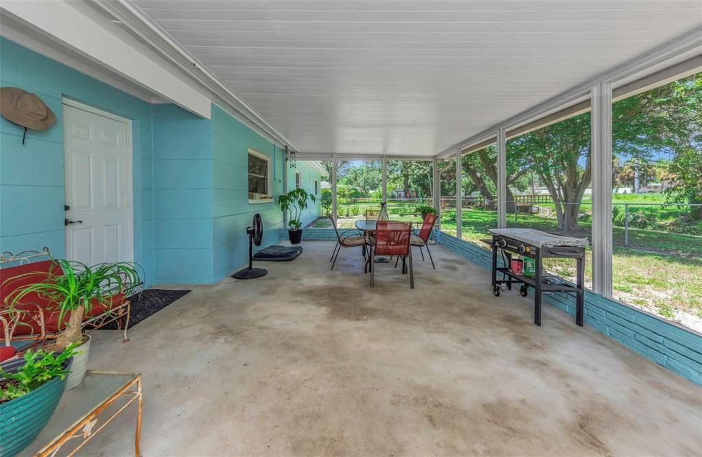 En Venta: $499,900 (2 camas, 2 baños, 1424 Pies cuadrados)
