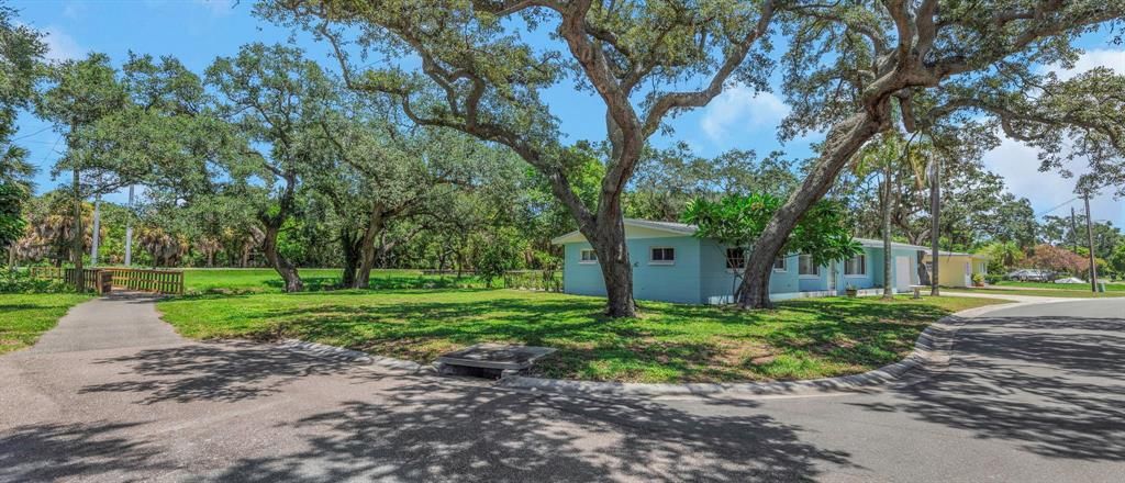 En Venta: $499,900 (2 camas, 2 baños, 1424 Pies cuadrados)