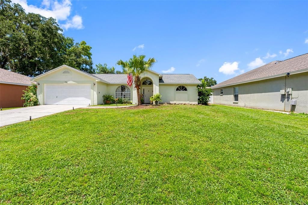 For Sale: $420,000 (3 beds, 2 baths, 1715 Square Feet)