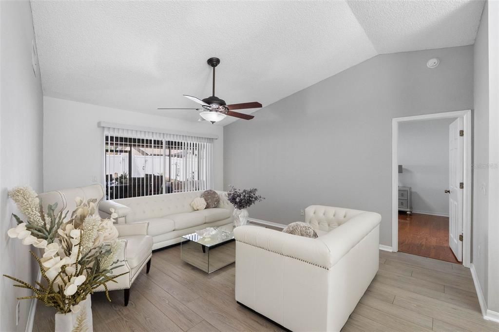 For Sale: $420,000 (3 beds, 2 baths, 1715 Square Feet)